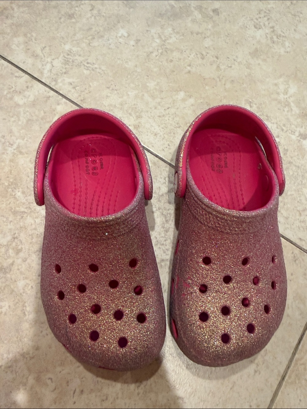 CROCS Kids Glitter Clogs in Pink